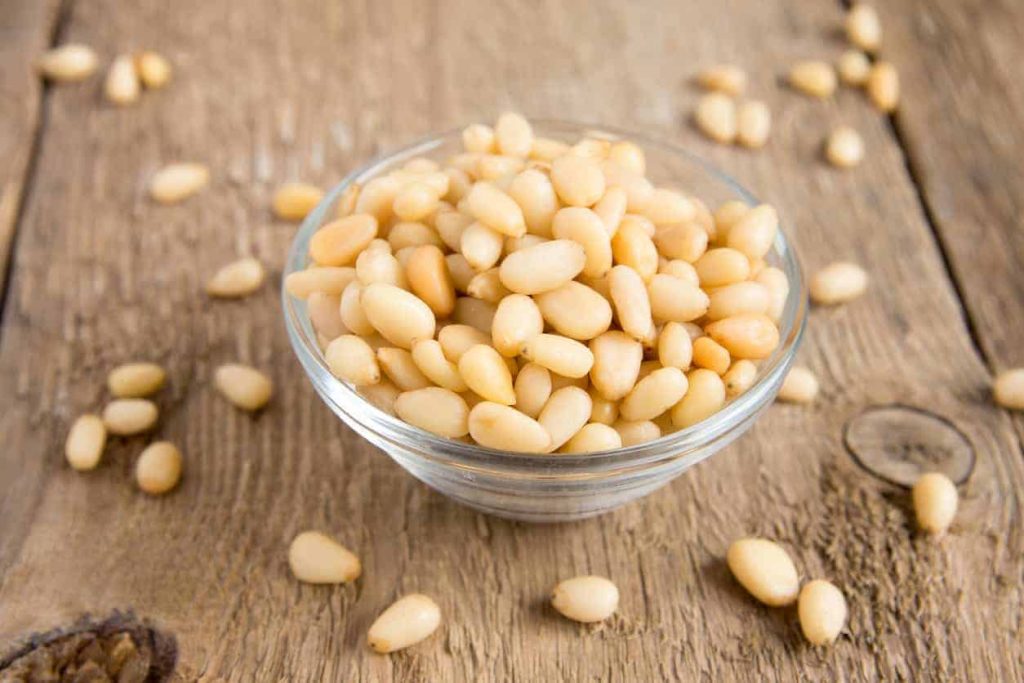 Pine nuts, renal diet, Kidney diet